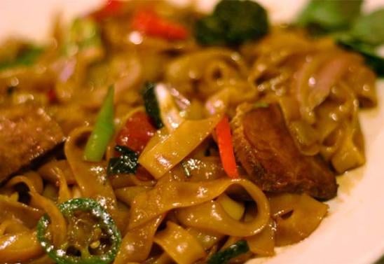 drunken-noodle-ff74e5f65056b36_ff74e746-5056-b365-abf0b65ea653b192.jpg