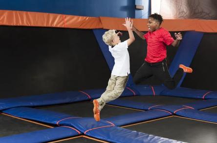 sky-zone_B3558B42-DDD8-B496-3EA17076106AE79A-b35589eeaa5546a_b355b0ef-c707-d7f9-f73abfa02d29ed1b.jpg