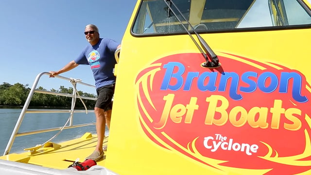 636359077119256354-Jet-boat3.jpg