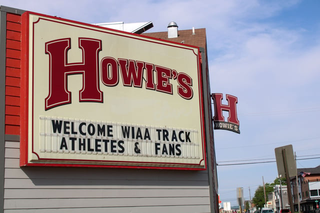 Howies Sign.jpg