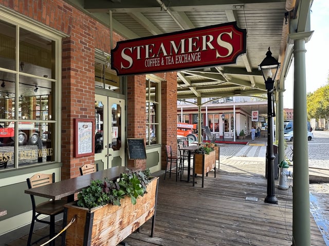 Steamers.jpg