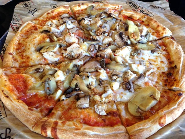 Rapid-Fired-Pizza-1-e1631138232675.jpg