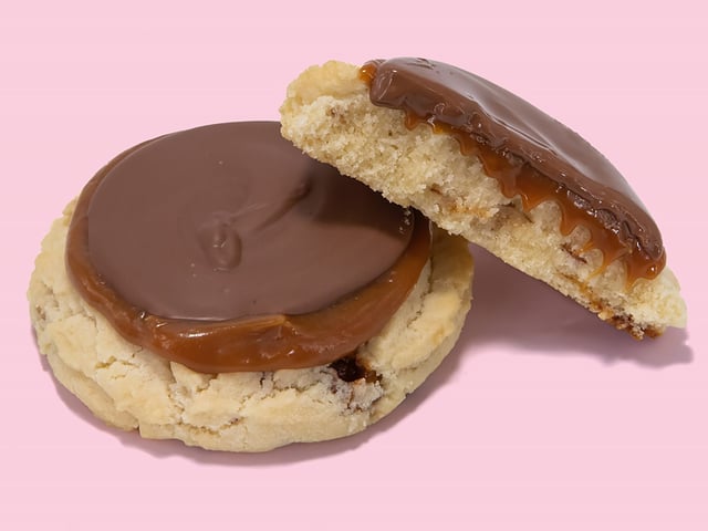 Crumbl-Cookie-5.jpg