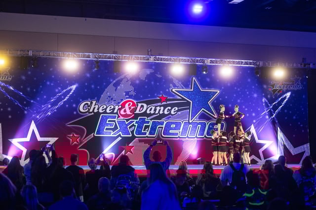 Dance Extreme6_websize.jpg