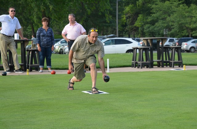 lawn bowling 2 small