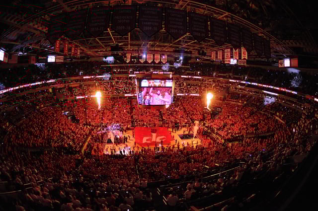 verizon-center-wizards-playoff-game-ddc-photo