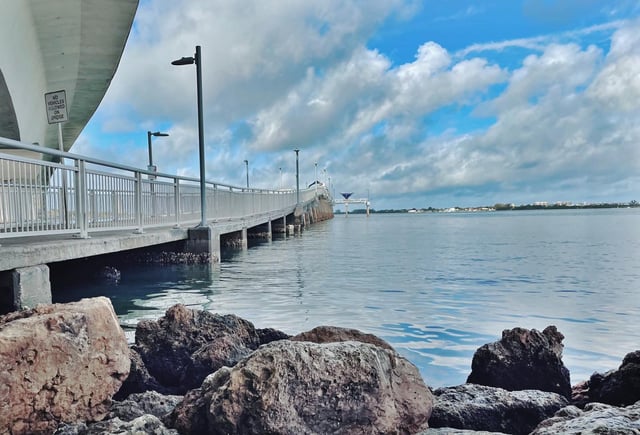 Saprito Fishing Pier under Ringling Bridge