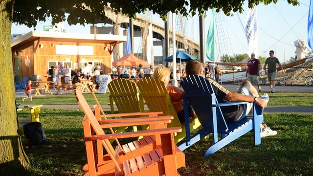 Canalside-chairs-Joe-Cascio