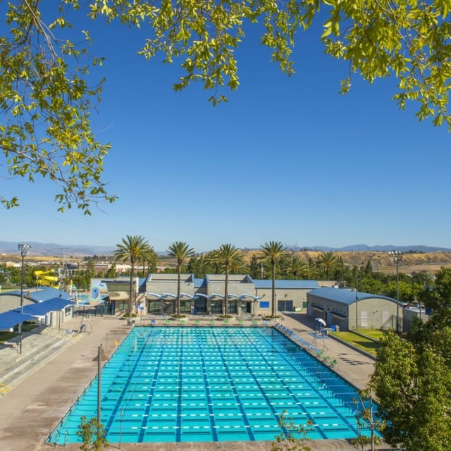 santa clarita aquatic center.jpeg