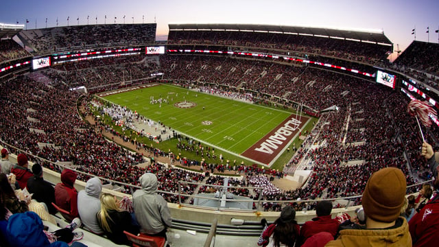 7efdf758-052e-4d11-8cff-fe3019c526b7-2020-05-19_Alabama_stadium-1