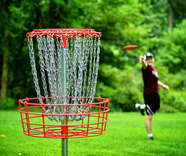 Disc Golf Kenny Park (1).jpg