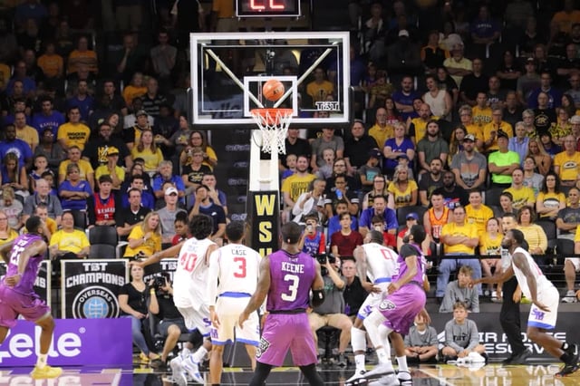 67185792_10158544083855828_572903634619072512_n