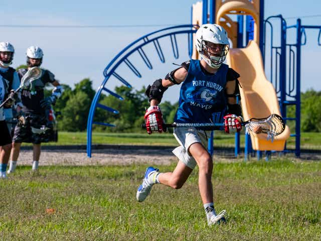 61c521a8-de1a-4b97-add9-9b8bc6f09739-20200608_Port_Huron_Waves_practice_0002