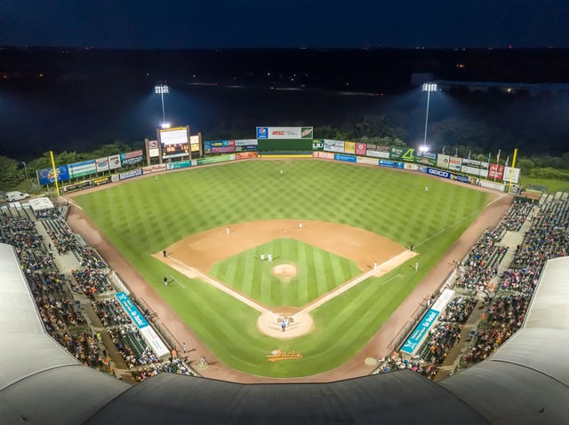 South Shore  Attractions  LI DucksJeremy Garretson  LI Ducks Bethpage Ballpark DLI 2018 Photoshoot Jeremy Garretson 11.jpg