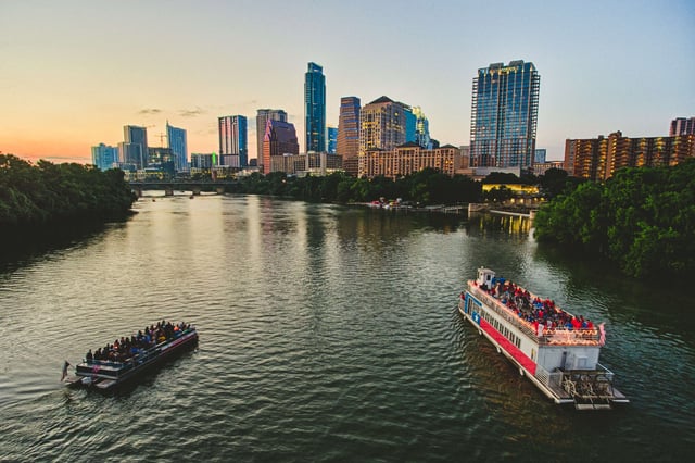 Austin_Convention_Visitors_Bureau_geoffduncan_02_exp_May_2020_86333b4b-0b53-4f58-a79b-b33a6d6cdbe3