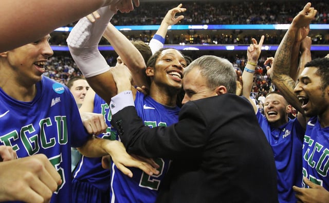 902441_10151290161781534_1419672017_o