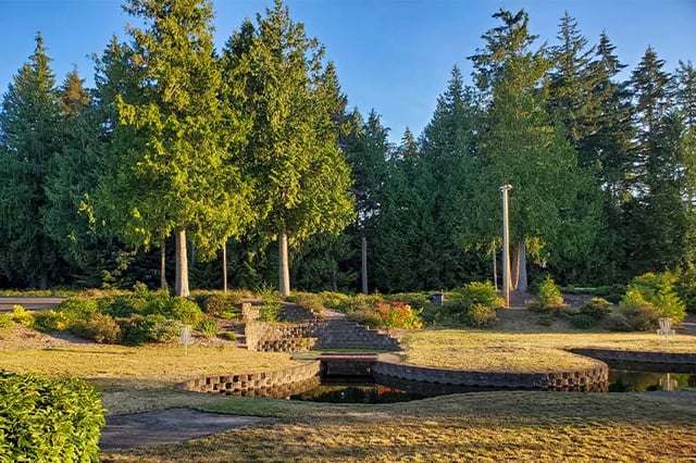 disc-golf-resort_ppsunset_750x500.jpg