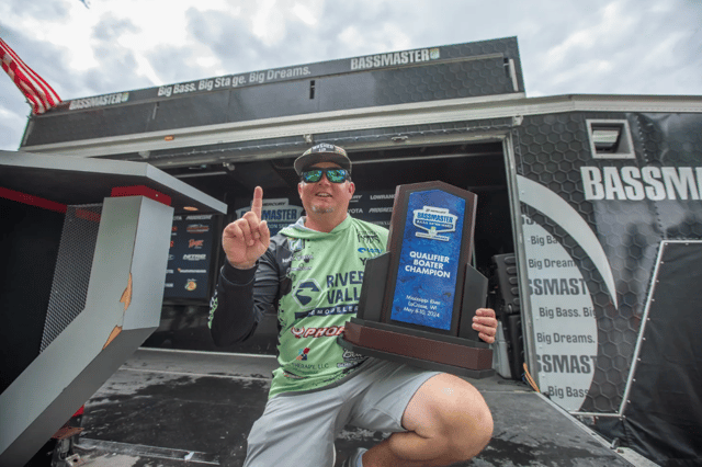 Nick Trim Champion Trophy.png