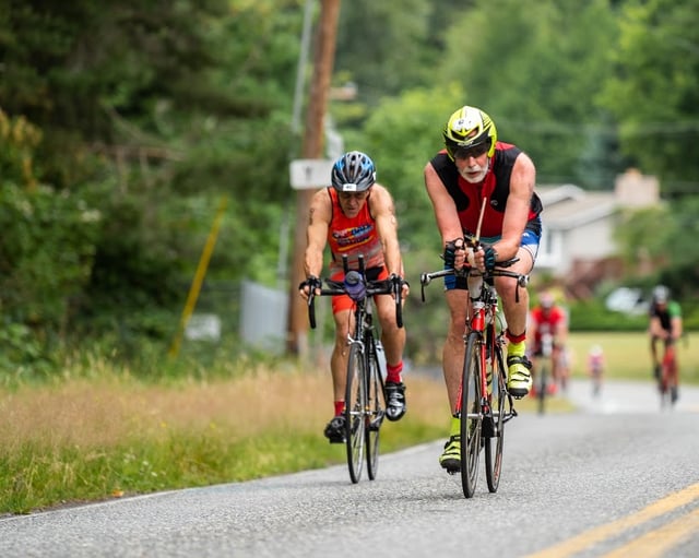 Lake-Whatcom-Triathlon-Credit-DarrenSteinbach (2).jpg