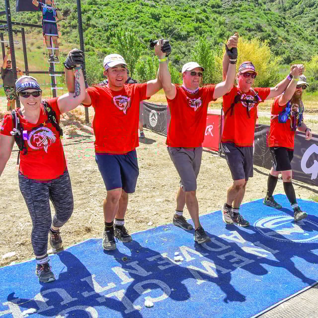 teamfinish2023-sq-02.jpg