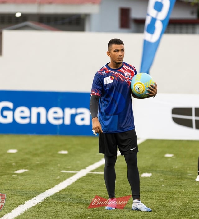 Player Middle Picture.JPG