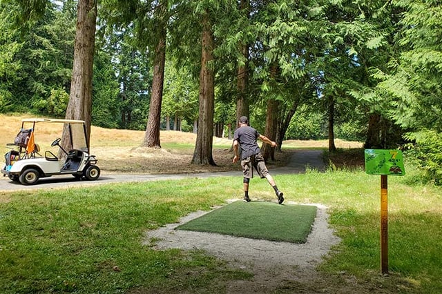 disc-golf-resort_gold7_750x500.jpg