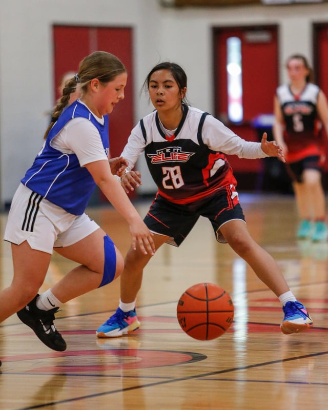 BracketsBasketball_D1X1304.jpg