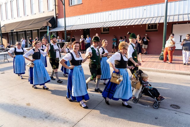 Large JPG-Oktoberfest-28.jpg