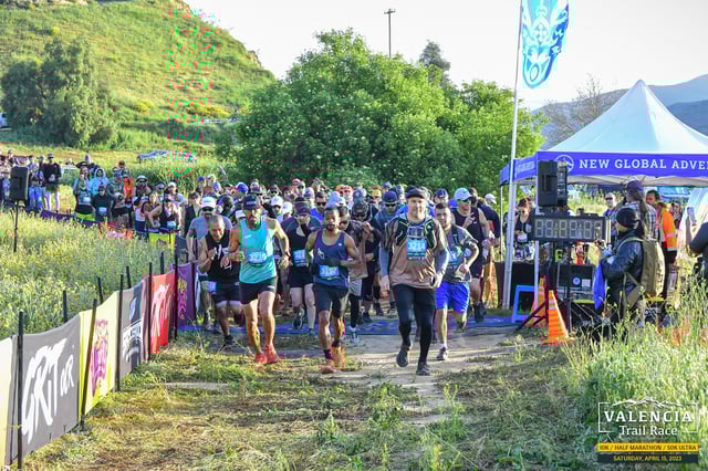 valenciatrailrace-half-start-6.jpg