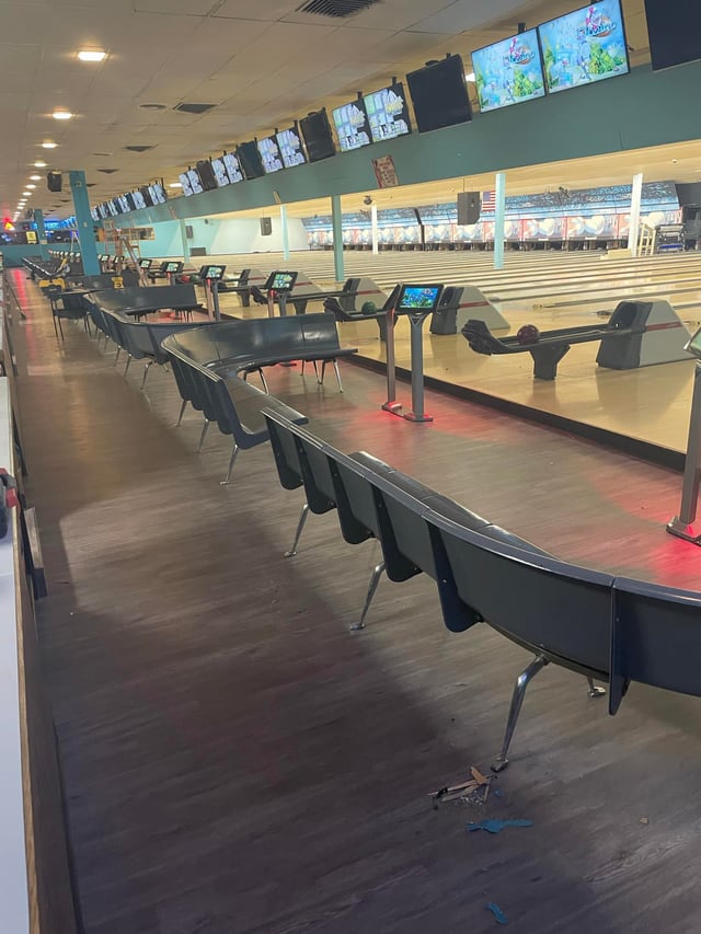 Meadowood Lanes.jpg