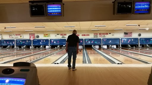 colonial lanes 2
