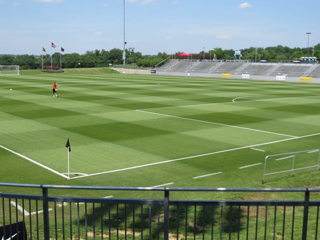 Stadium Corner Shot-Checkers