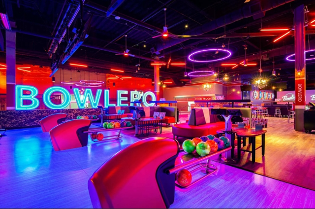 Bowlero LAkleand.png