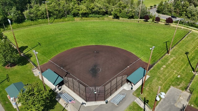 resized_softball_field2_1500.jpg
