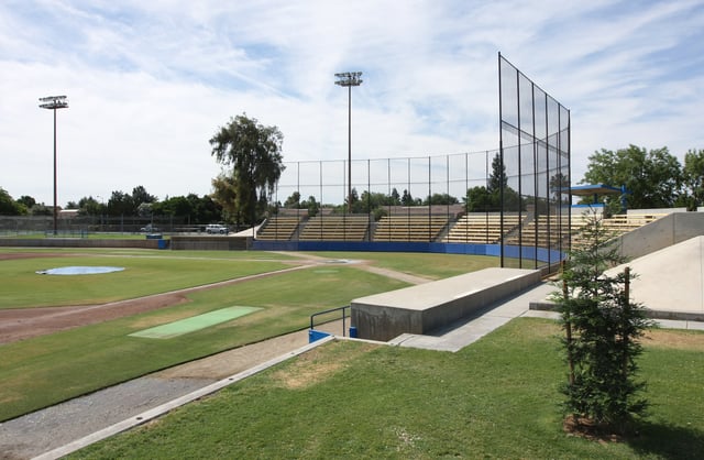 Clovis High School 1.jpg