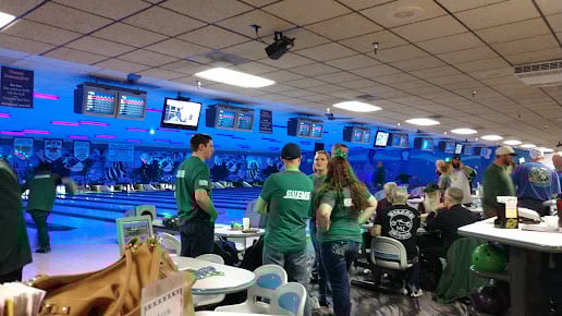 B's Bowling