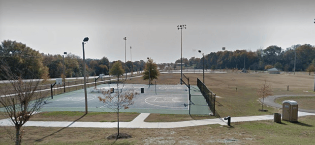 Gum Tree courts