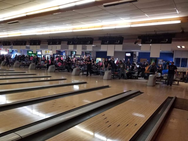 Rose Bowl Lanes7