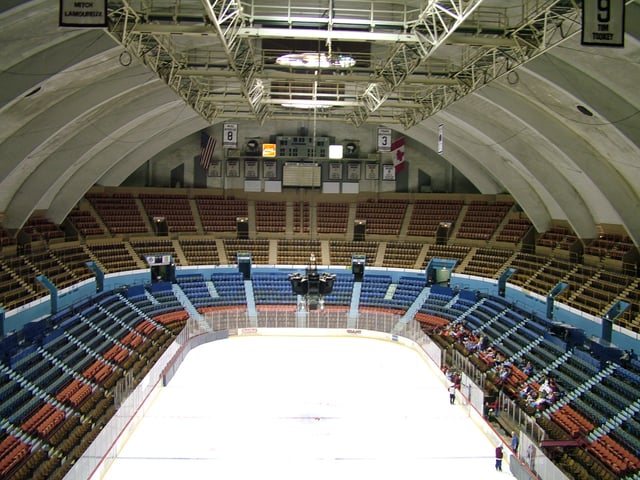 Hersheypark Arena.jpg