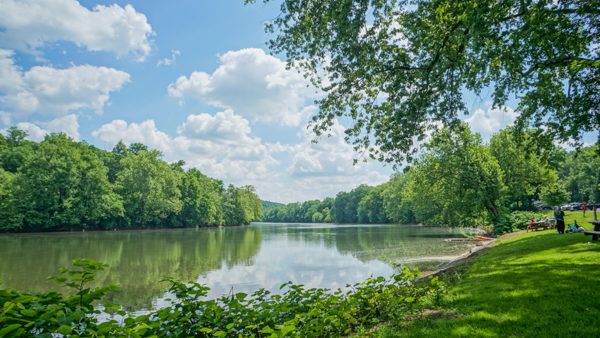 Cedar Creek Parkway 4