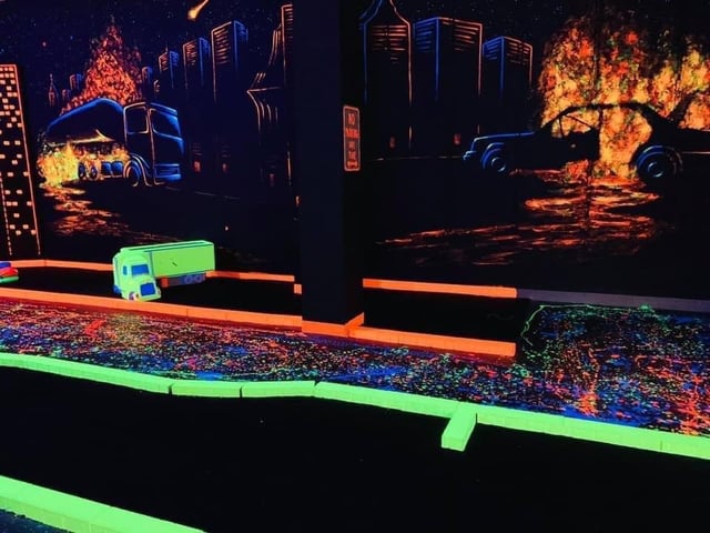 The Hero Day & Glow Golf3