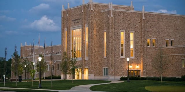 compton_family_ice_arena