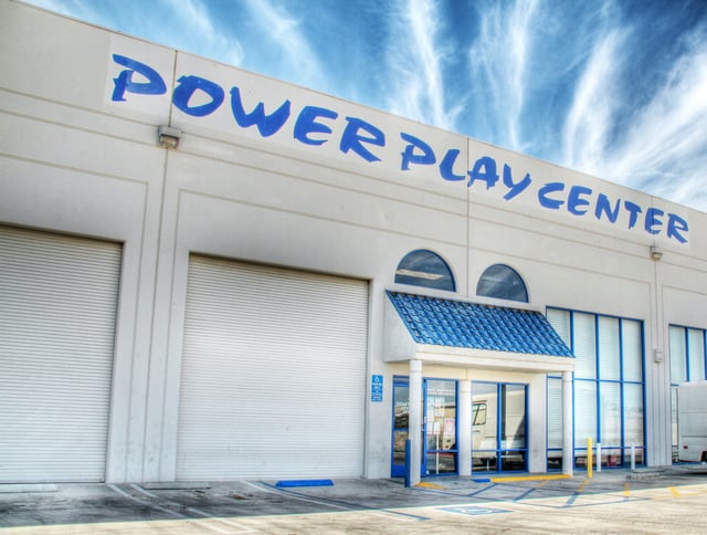 Power Play Center