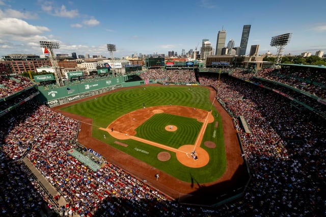 Red-Sox-Photo-1_15305E94-CCA1-2890-C2D3FE077091240A-15305676b7f8ee6_1530cfb6-ea79-05e3-190f76264fe0241f.jpeg