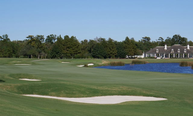 tpcla-hole-18-fairway-to-green-clubhouse