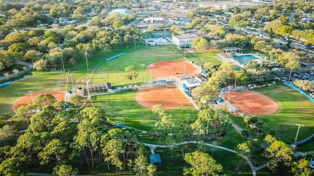 Willis S. Johns Recreation Center (Fossil Park) 6