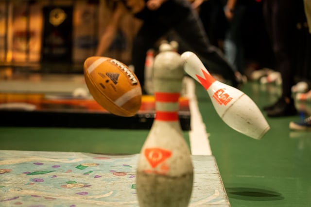 Throw Bowling-small.jpg