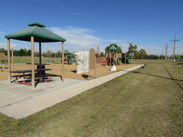 Delta West Park 3