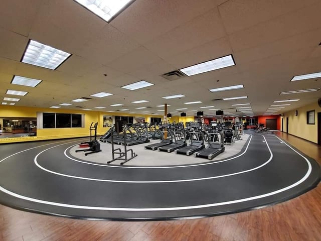 Genoa Fitness Center4
