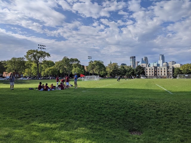 Peavey Field Park7